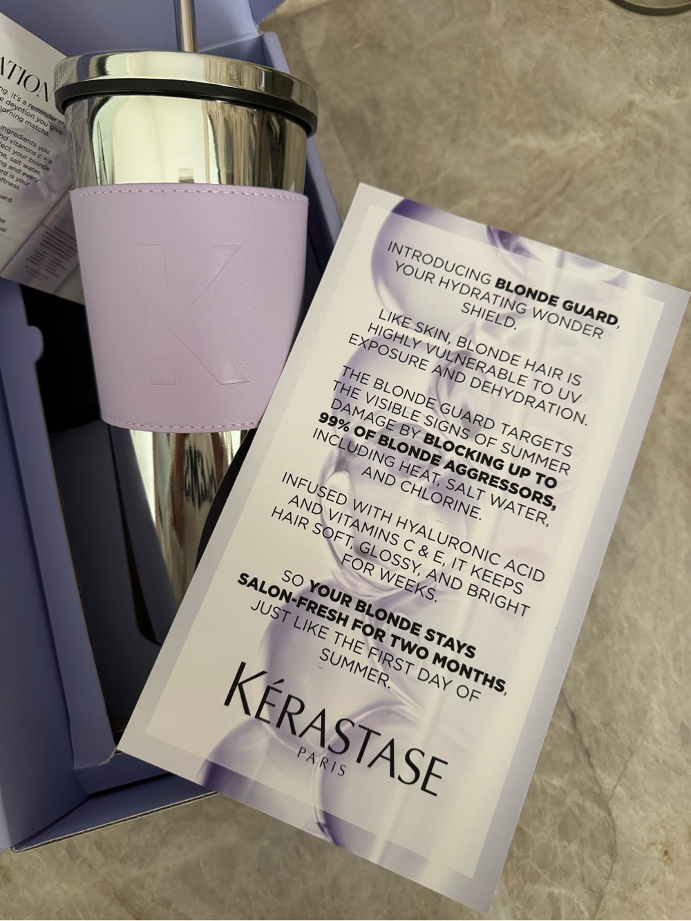 Kerastase Blonde Absolu Hydrating Leave-In Spray - Iridescent Purple Bottle - Picture 4 of 7